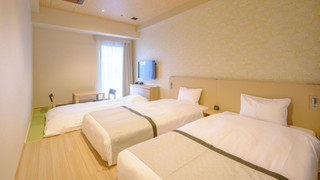 スーペリア ツインルルーム+布団1式