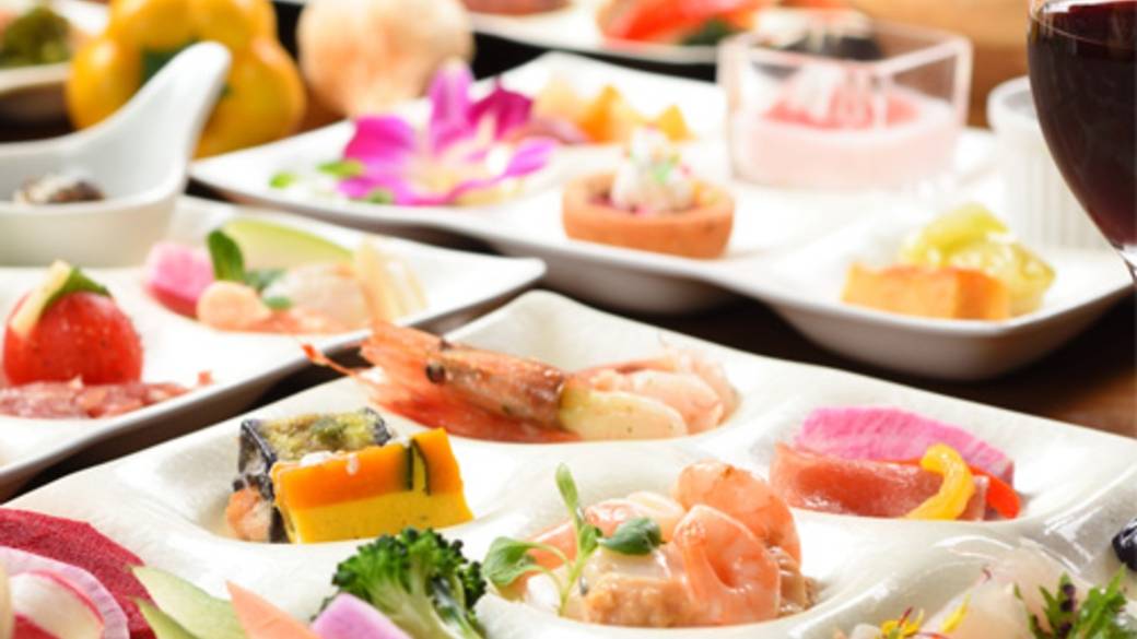 夕食バイキングの一例(1) / 1