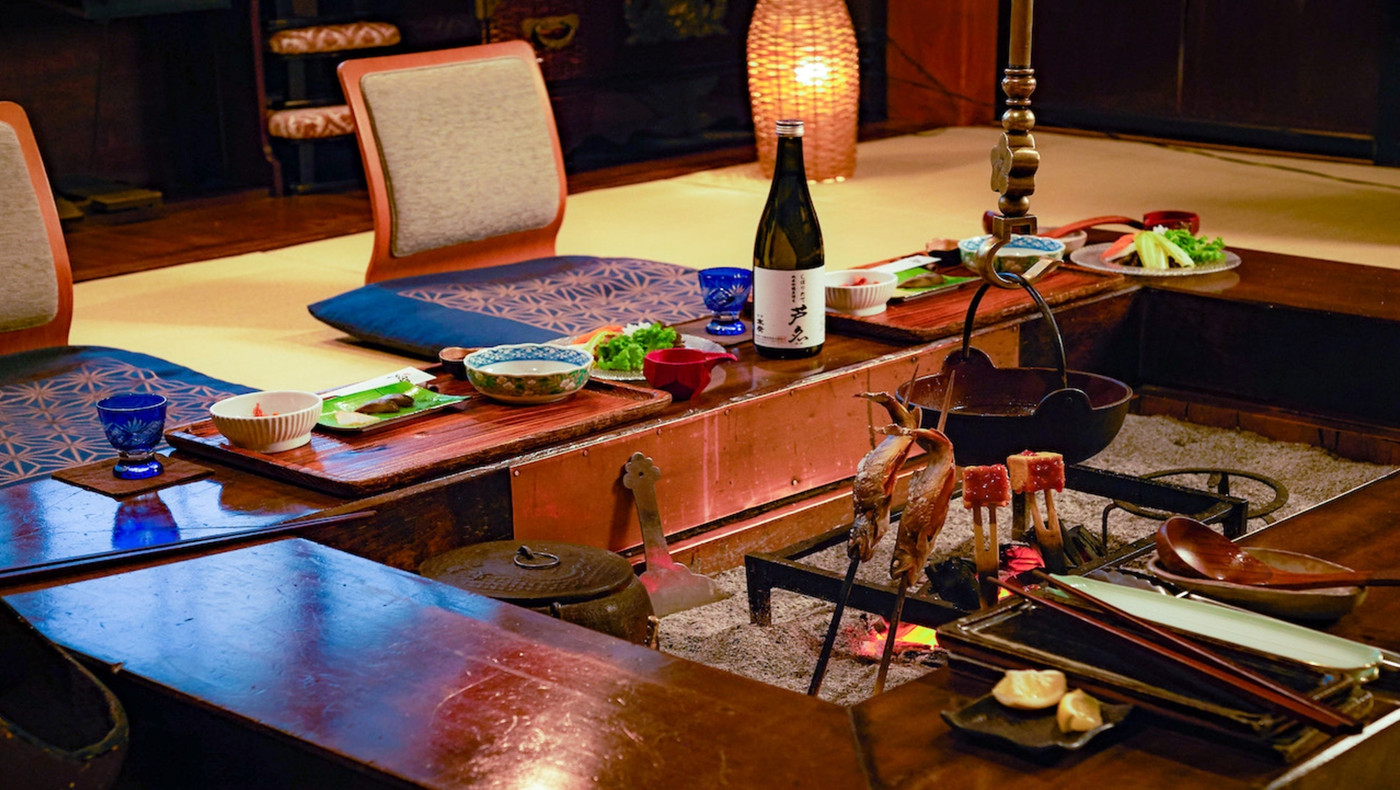 昭和初期の造りが残る空間でノスタルジックな気分に。3915028