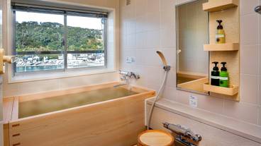 こみなと漁師料理 海の庭（コミナトリョウシリョウリ ウミノニワ） / 6