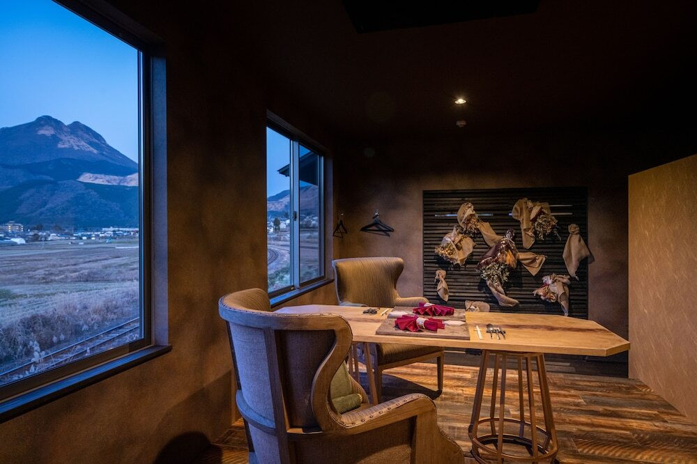 食事処／個室一例②