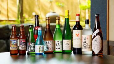 食事・飲み物 / 3