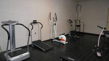 スポーツ設備 / 1