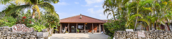 南の島で非日常を満喫、「竹富島」ひとり旅におすすめホテル7選／沖縄