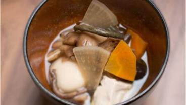 食事・飲み物 / 18