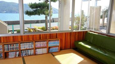 ロビーラウンジ / 4