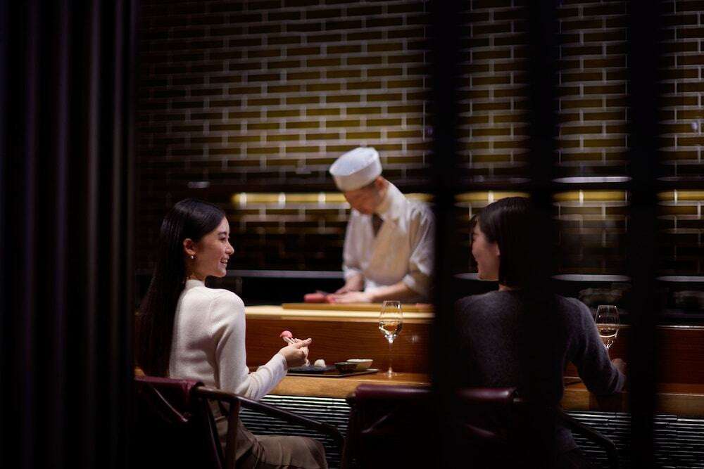レストラン