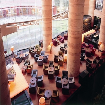 ラグジュアリーホテルで過ごす贅沢時間3658546