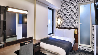 セミ ダブル ルーム 禁煙