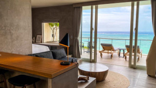 ラグジュアリーヴィラ 禁煙