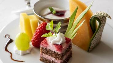 食事・飲み物 / 6