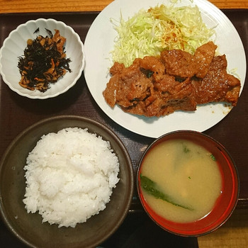 「やまや 浜松町店」料理 1072836 しょうが焼き定食♥(^0_0^)ﾌﾞﾋｰ