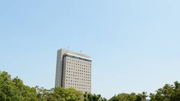  Hotel exterior / 1