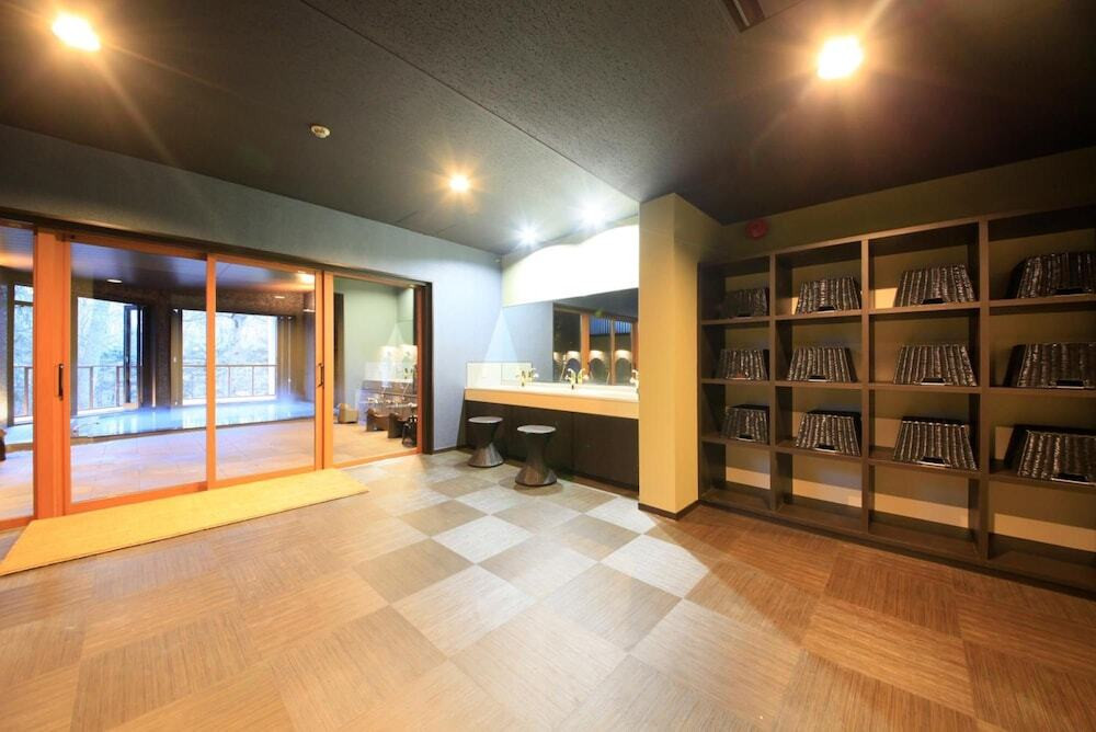 ゆとりろ軽井沢ホテル（ユトリロカルイザワホテル） / 2