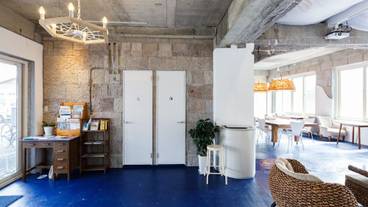 ロビー応接スペース / 3