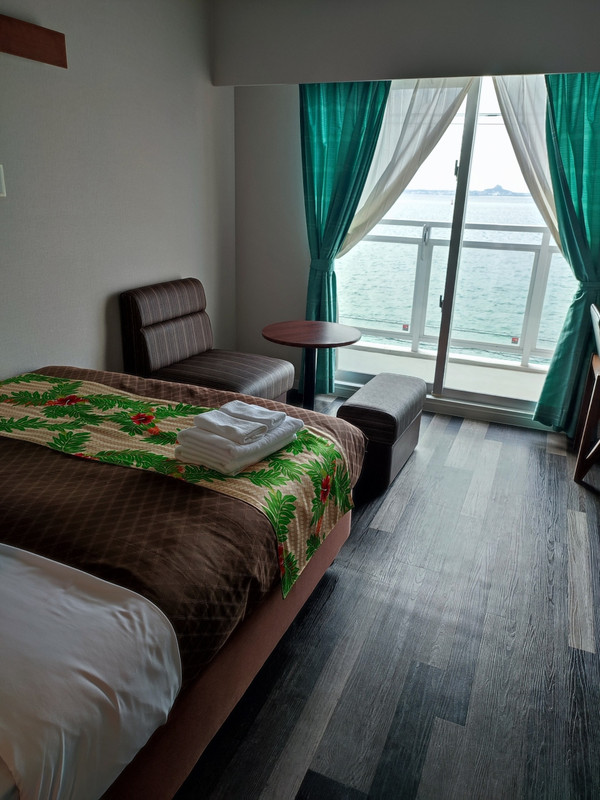 部屋からの眺めは良いのですが。。。