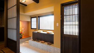 内部エントランス / 2