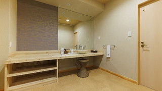 ラグジュアリー ダブルまたはツインルーム 2 ベッドルーム 専用バスルーム パーシャル オーシャン ビュー