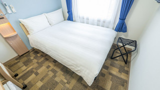 エコノミー ダブルルーム 喫煙可