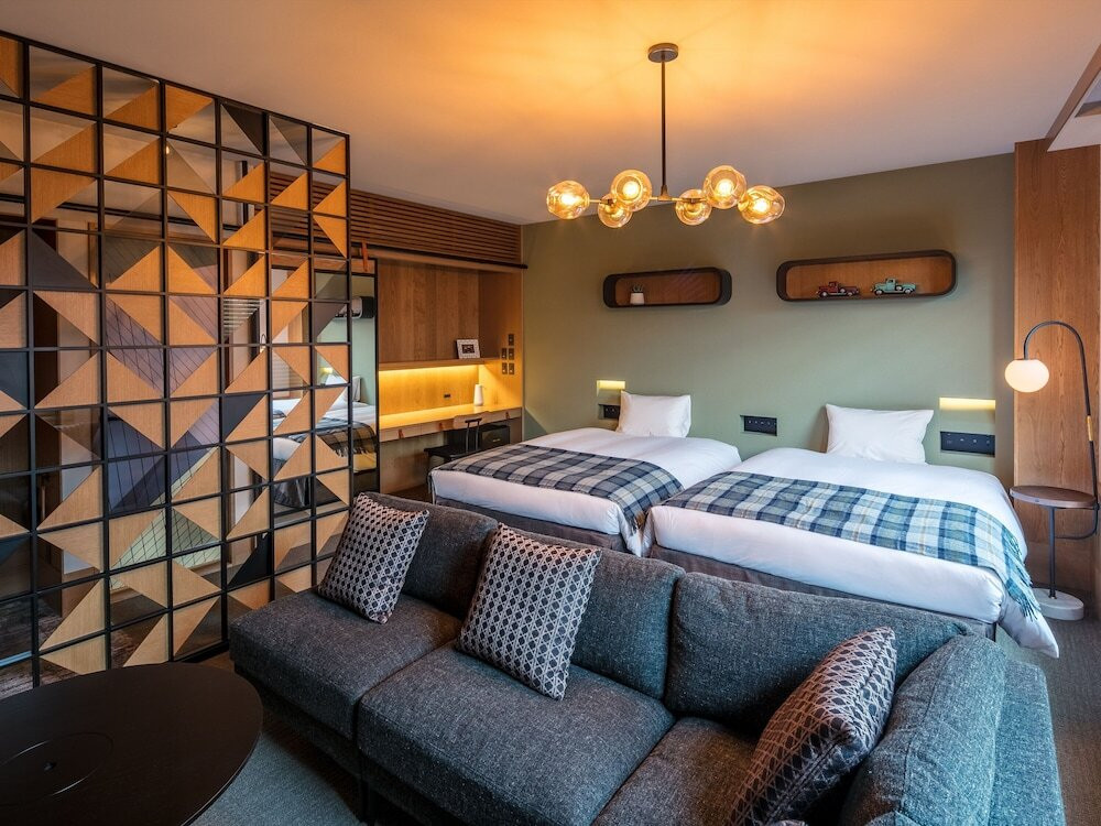 TWIN-LINE HOTEL KARUIZAWA JAPAN3411394