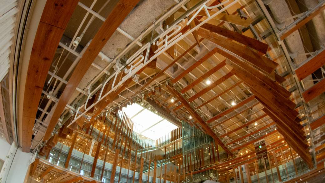 富山市ガラス美術館 / 2