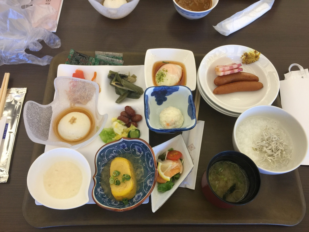 朝食