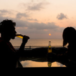 沖縄エリア別で紹介。夕日スポット・海辺カフェでサンセットを楽しもう！