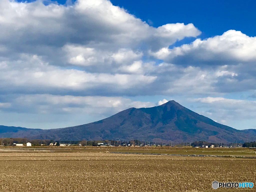 １.日本百名山で一番低く、景色も美しい「筑波山」/茨城県4088426