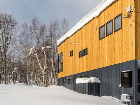 ホリデーニセコ イキガイ / 3