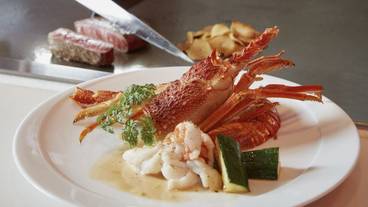 食事・飲み物 / 8