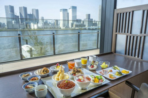 朝サウナ後に食べたい海鮮丼朝食