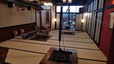 朝食スペース / 12