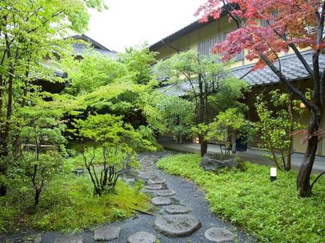 由布院温泉 湯布院 山灯館 / 1