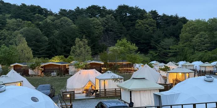 GRAX PREMIUM CAMPRESORT 京都 るり渓（京都府 グランピング） / 1