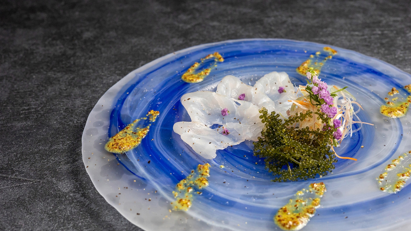 異国感のあるインフィニティープールに感動！海との一体感を楽しんで3655961