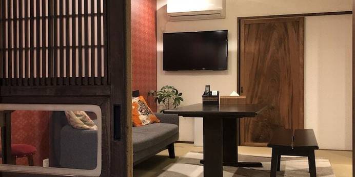 京町家 卯月(京都府 町家) / 1