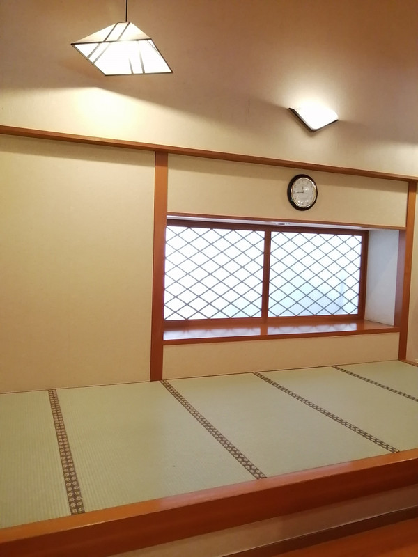 着替え場所に畳スペースがあり休める