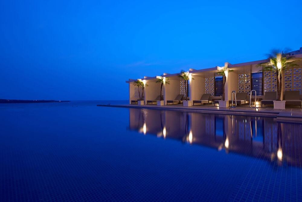 「美ら海」を目の前にプールもアクティビティも満喫！3360248