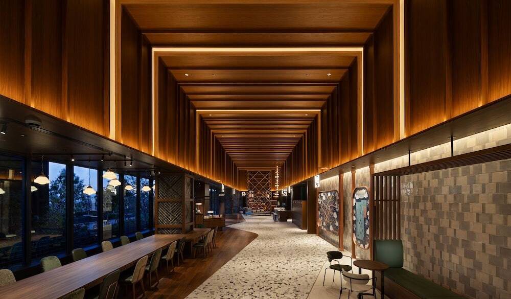 開放感抜群の「OMOベース」 / 3