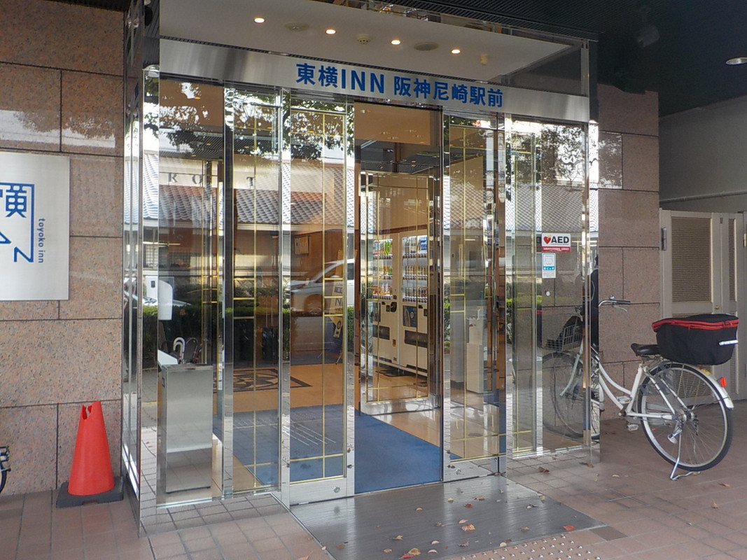 ホテル玄関の様子です。