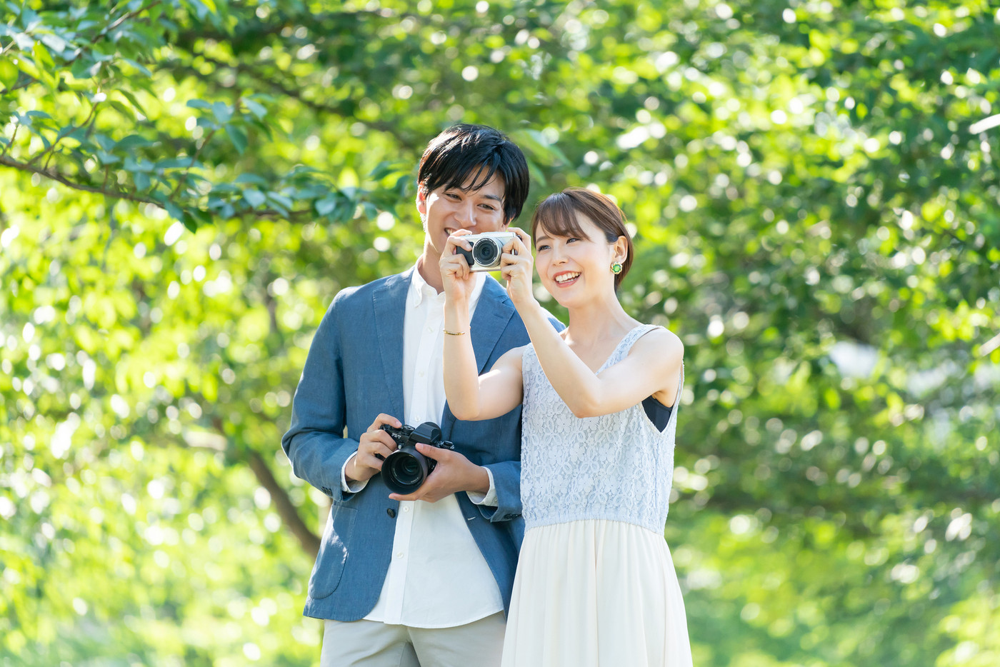 カップル 写真 カメラ 旅行イメージ