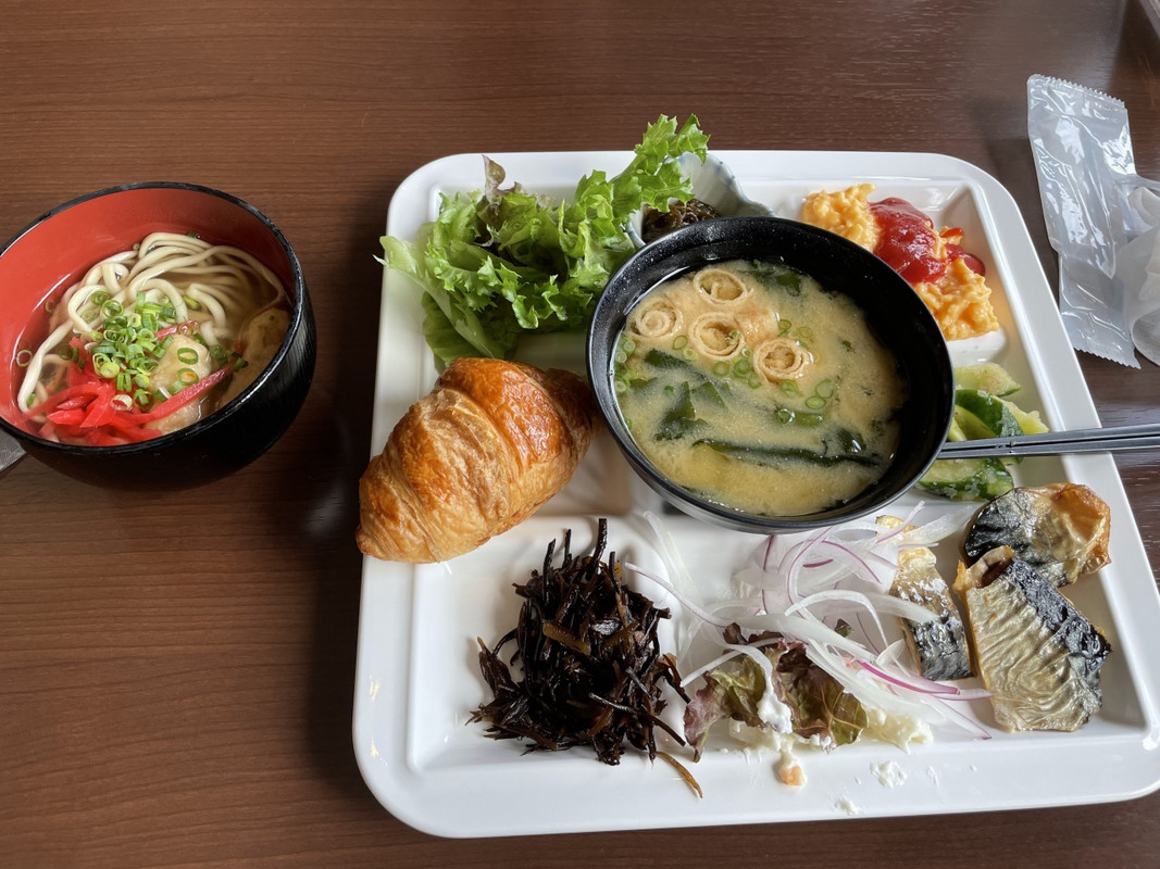 朝食バイキング