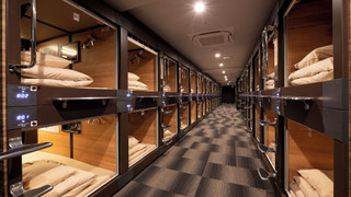 Capsule room Men only for 2 persons