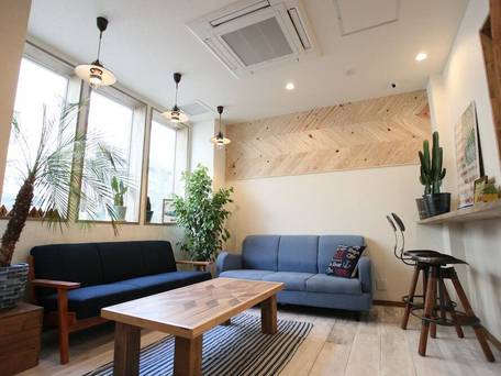 NORTH FRONT HOSTEL / 3