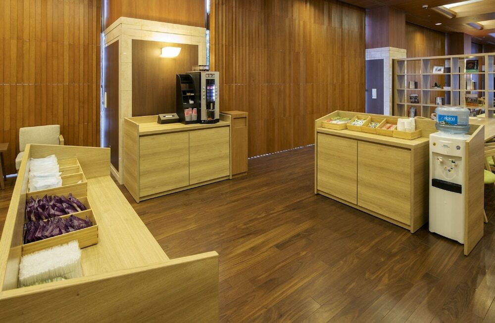 ロビーラウンジ