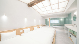 デラックス 6ベッド 商店街ビュー（旧ミセスの用品松屋）(禁煙)