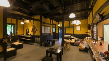 ロビー応接スペース / 2