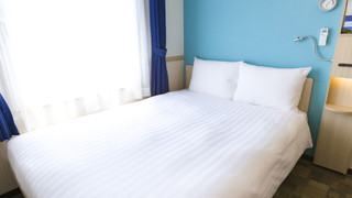 エコノミー ダブルルーム 喫煙可