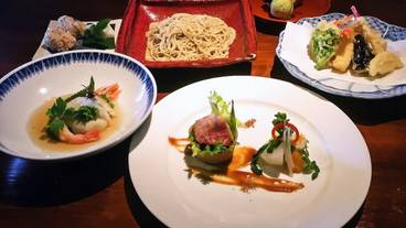 食事・飲み物 / 5