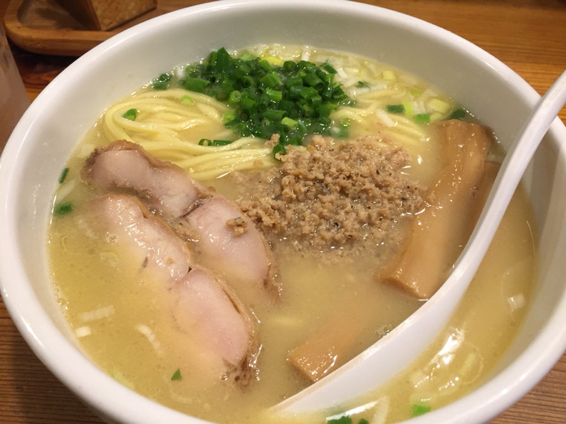 「鶏の穴」料理 983594 